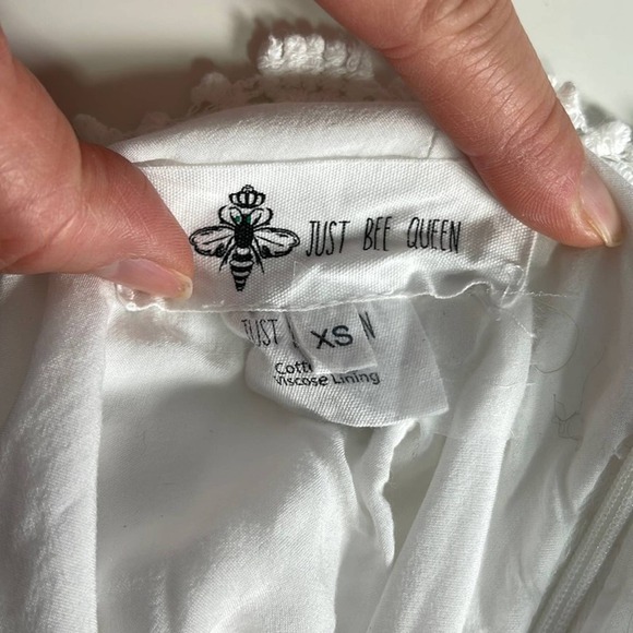 JUST BEE QUEEN White Lace Bali Tassel Fringe Asymmetrical Mini Skirt Sz XS - Picture 9 of 10